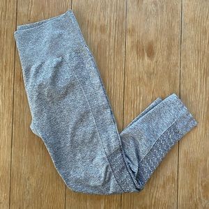 Fabletics leggings size L Pants